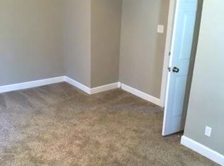 2325 Honeysuckle Ave, Fort Worth, TX 76111