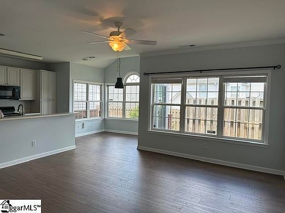 4th image of 626 Glassyrock Ct