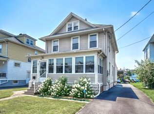 68 Lagrange St, Raritan, NJ 08869