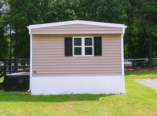 911 Field Dawn Ln, Sandston, VA 23150