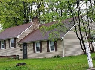 195 E Cliff Rd, Colonia, NJ 07067