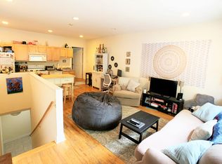 2329 Brown St #1F, Philadelphia, PA 19130