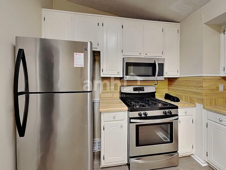 3664 Stonewall Dr NW — Photo 3