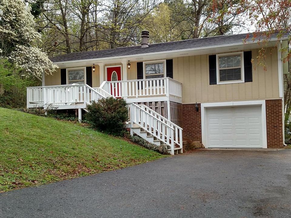 1st image of 178 Woods Dr