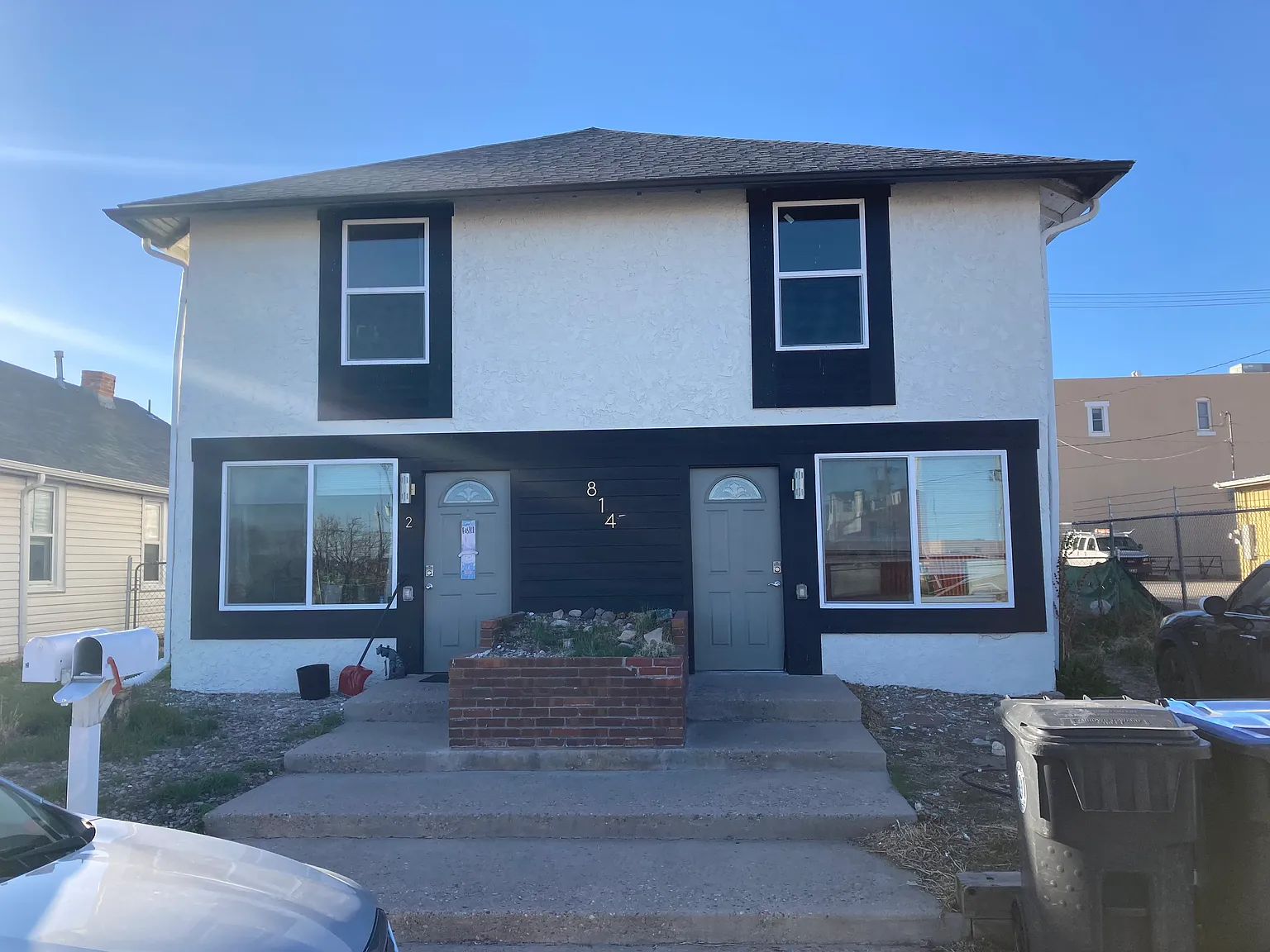 3 bed, 1300 sqft, $1,695 — Photo 1