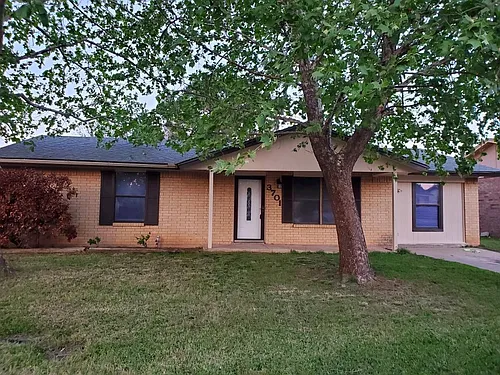 3701 Duke Ln Photo 1