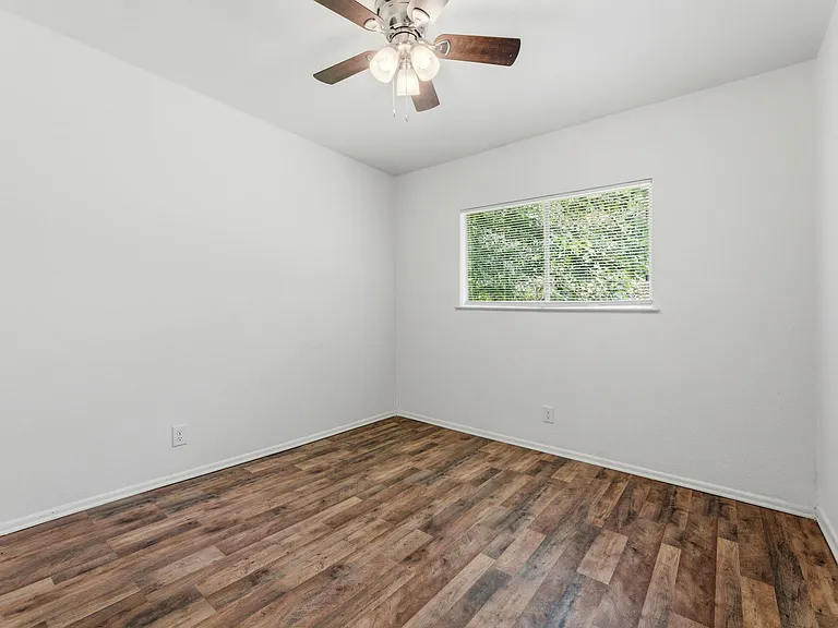 6601 Stonleigh Pl — Photo 15
