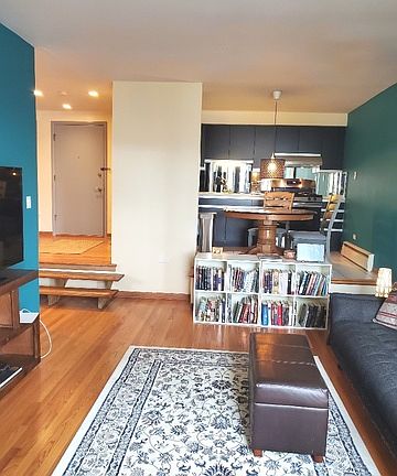 5th image of 6121 W Higgins Ave APT D3