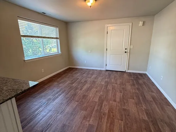 S. Holly St., 504 S Holly St #4, Medford, OR 97501