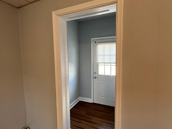 3rd image of 237 Franklin Ave #2