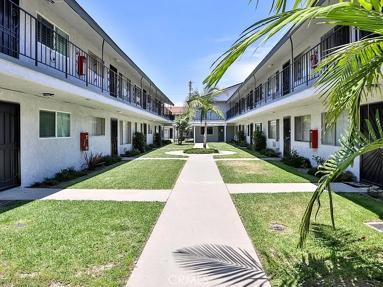 2890 E Artesia Blvd — Photo 3