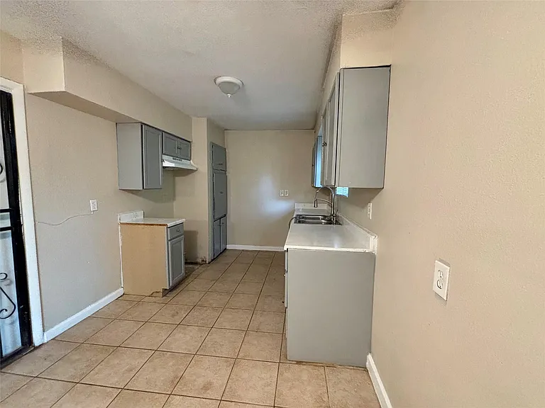 4110 Knotty Oaks Trl — Photo 5