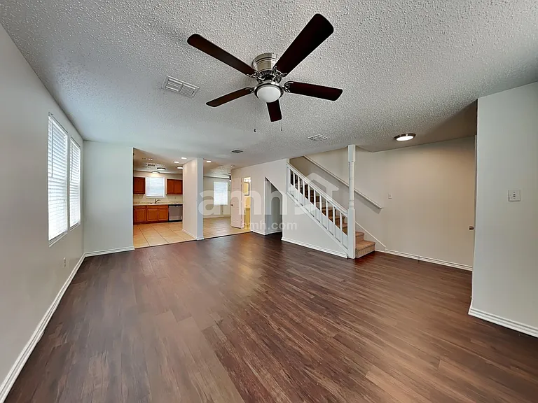 1227 Scarlet Sage Pkwy — Photo 5