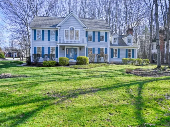 235 Bridgewater Cir, Hudson, OH 44236