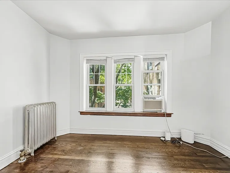 5459 S Ingleside Ave #2N — Photo 7