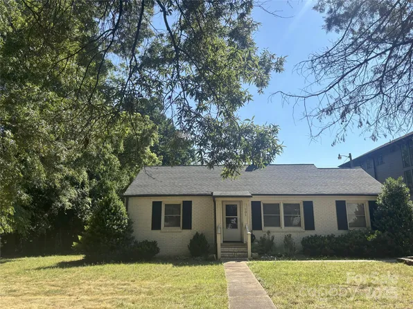 701 Poindexter Dr, Charlotte, NC 28209