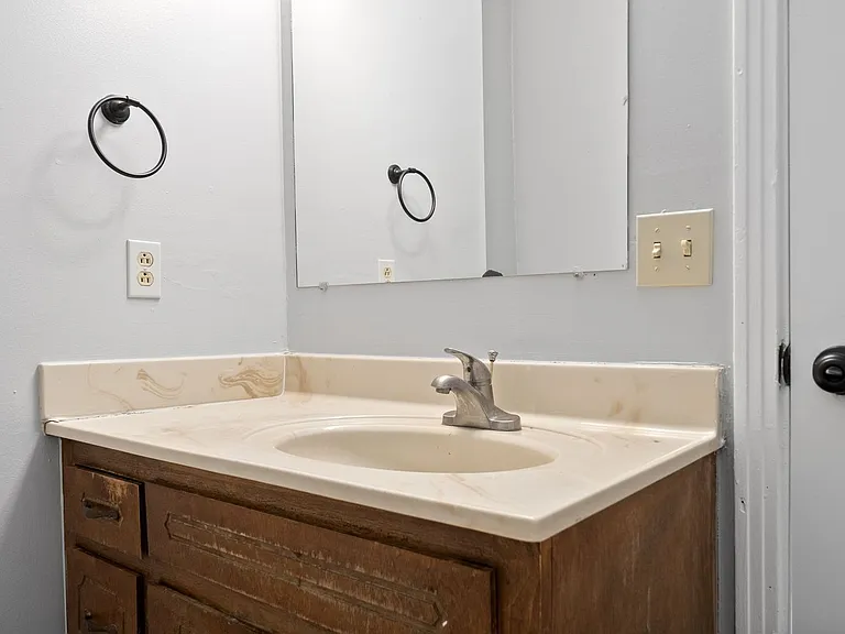 Darlene Dr - 140 — Photo 16