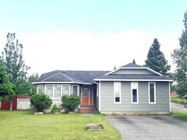 9 Aspen Heights, Grand Falls-Windsor, NL A2B1G7