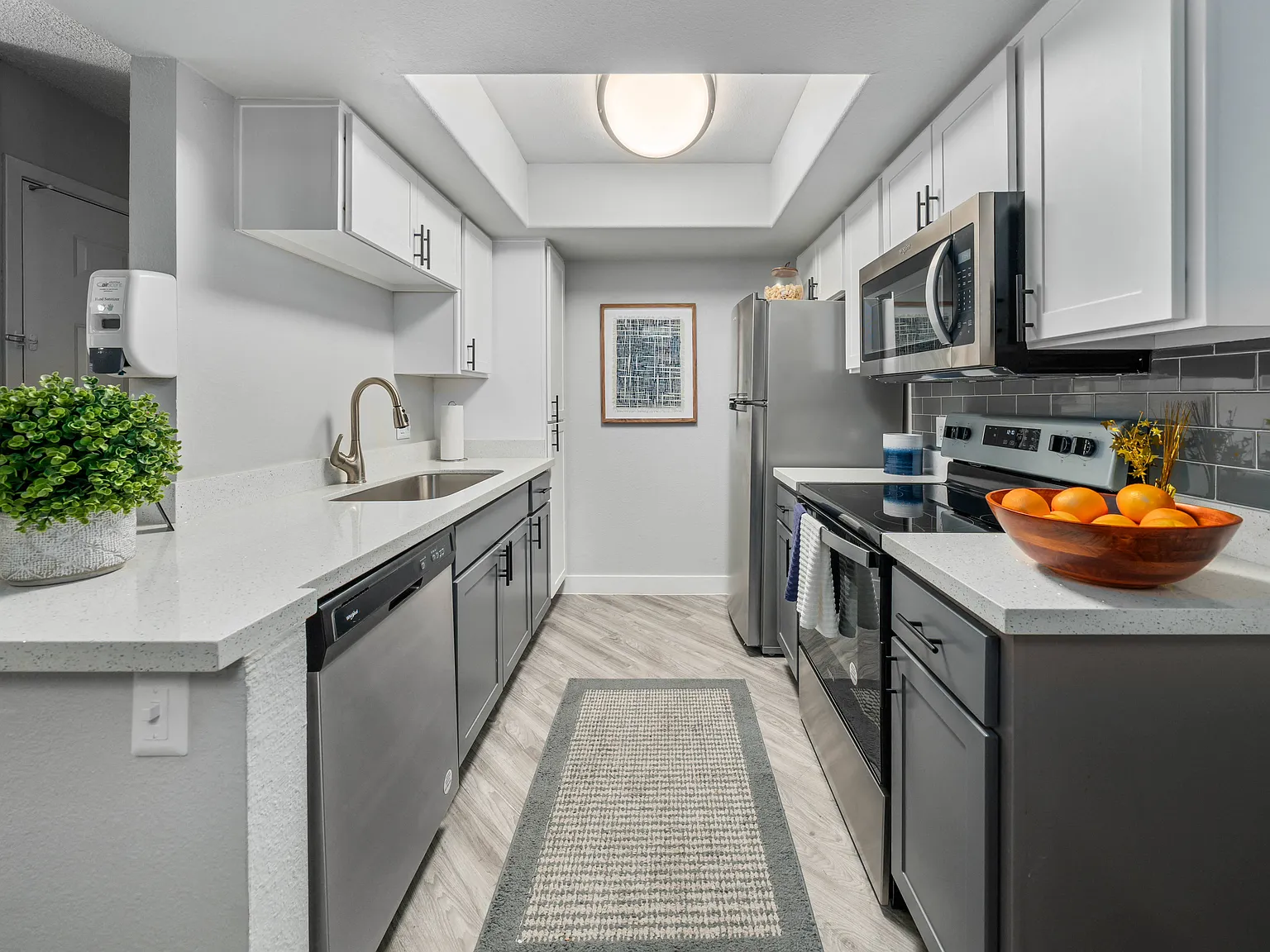 Cantala Apartments — Photo 2
