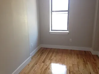 Rented by Premier Metro Realty Corp