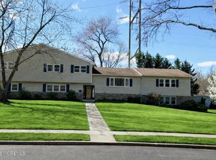 90 Birch Drive, Shrewsbury, NJ