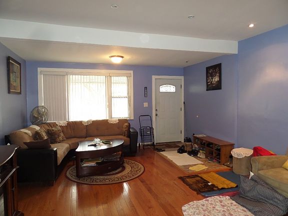 5th image of 14764 Coolidge Ave
