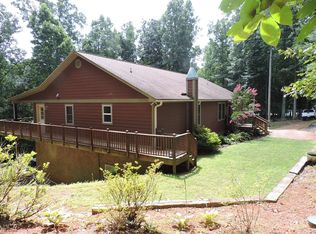 382 Barefoot Cv, Burnsville, NC 28714