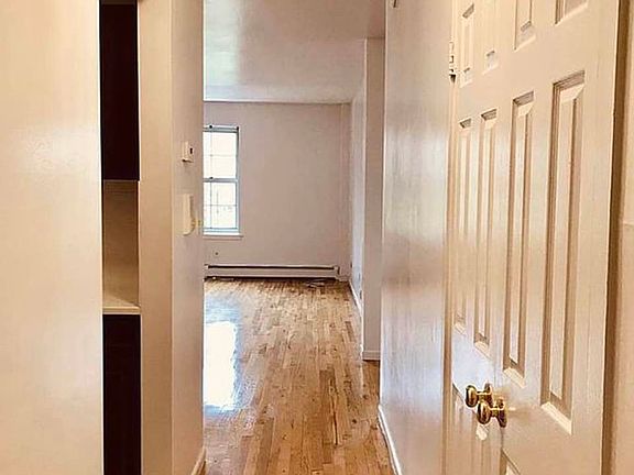 5th image of 3403 Riverdale Ave #4