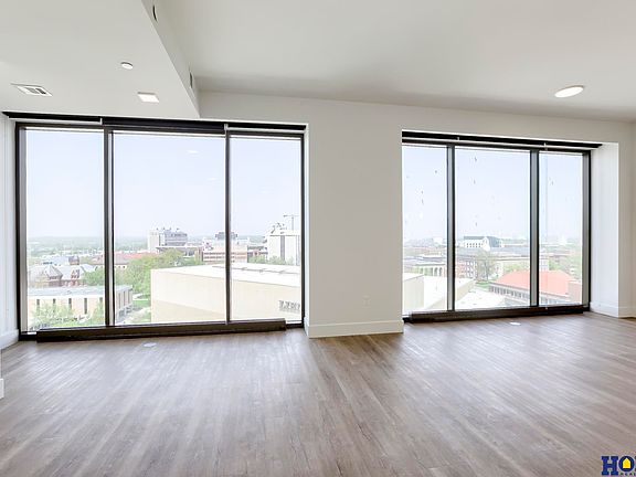 5th image of 1125 Q St #1102
