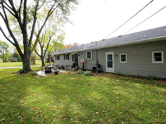 2nd image of 737 Elm Ct