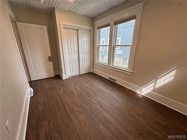 95 W Humboldt Pkwy #A — Photo 18