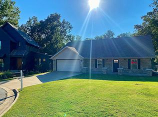 505 NW K St, Bentonville, AR 72712