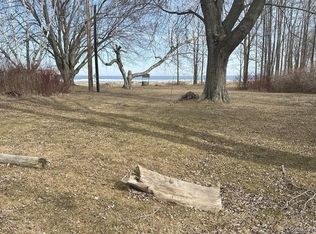 5924 Lakeview Dr, Port Hope, MI 48468