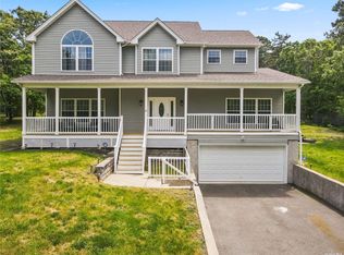 28 Hawkins Rd, Centereach, NY 11720