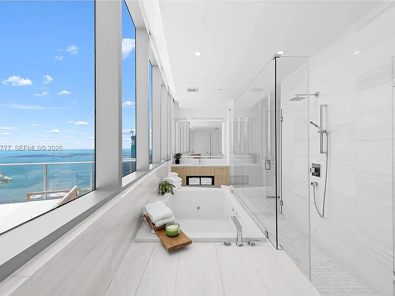 851 NE 1st Ave #Penthouse 5700 — Photo 43
