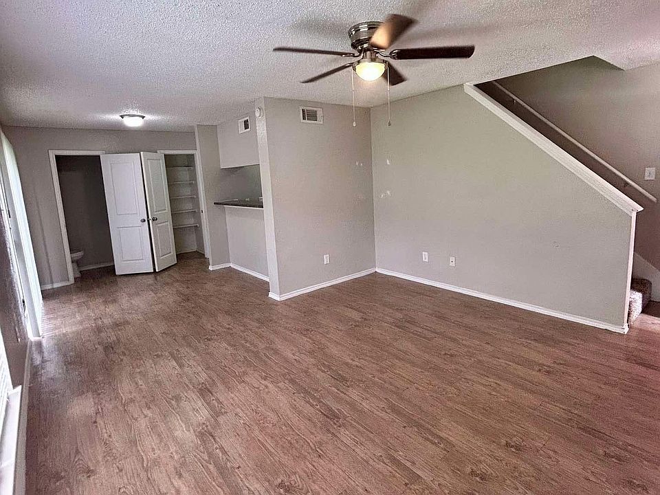 1st image of 306 Belmont St #B