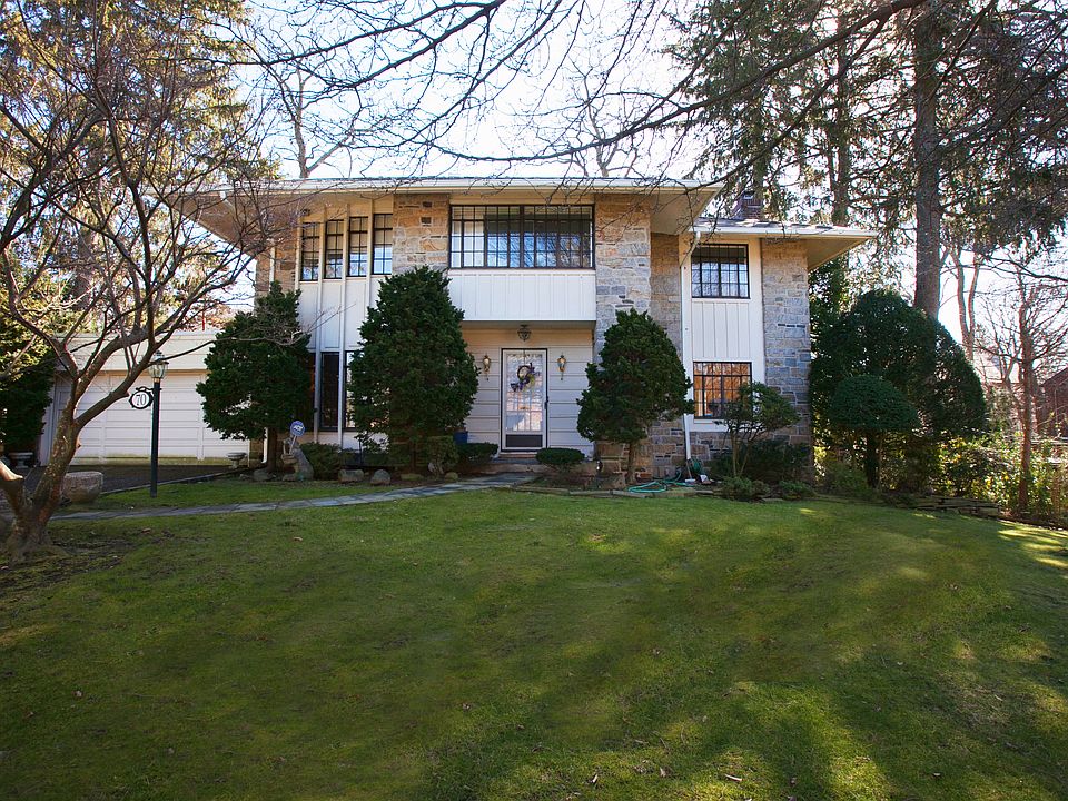 1st image of 70 Aldershot Ln