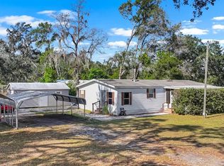 11622 Grovewood Ave, Thonotosassa, FL 33592