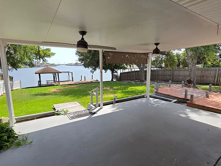 117 Moonraker Dr — Photo 9