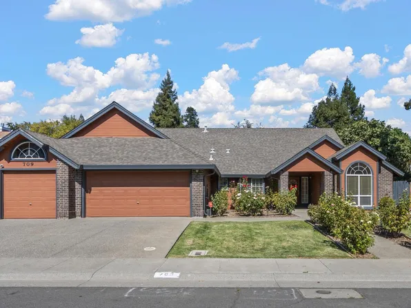 709 Falcon Ave, Davis, CA 95616