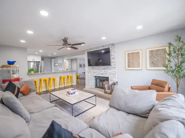 43 White Oaks Loop #37E, Dover, VT 05356