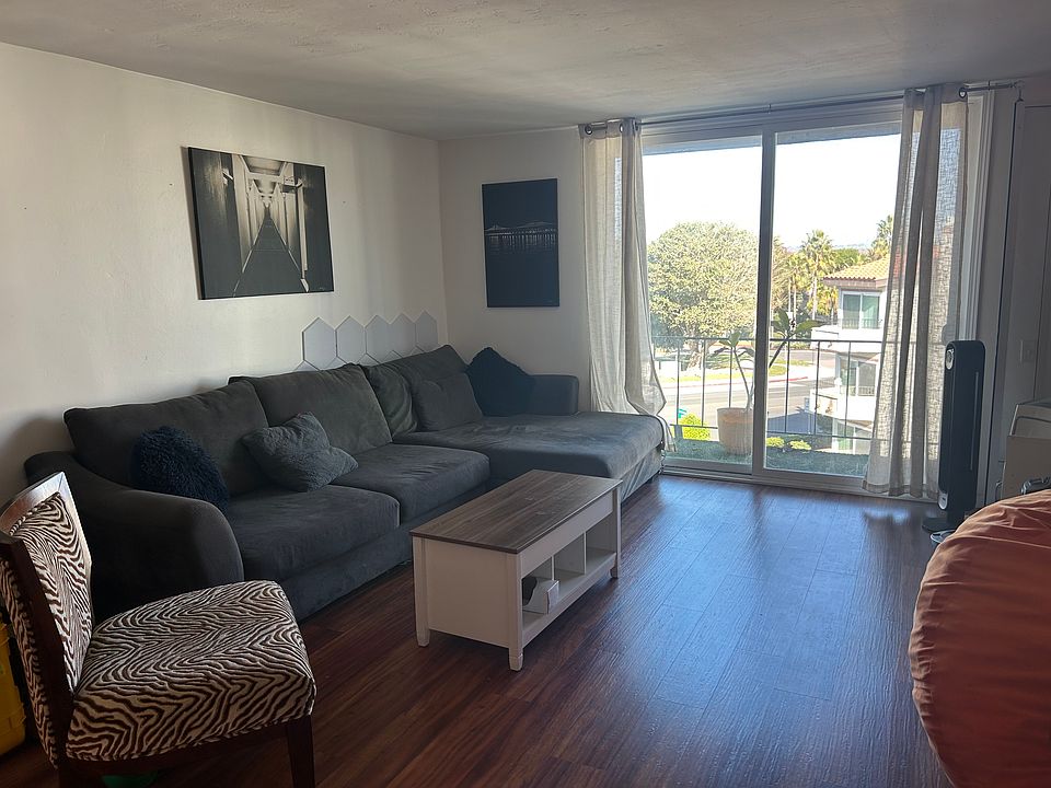 1st image of 4477 Mentone St Unit 203