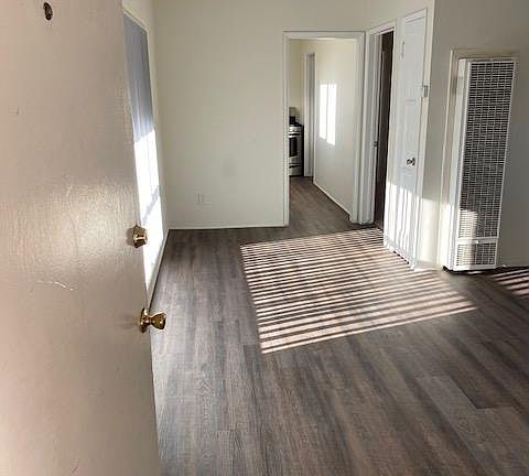 2nd image of 1321 N Edison Blvd #E