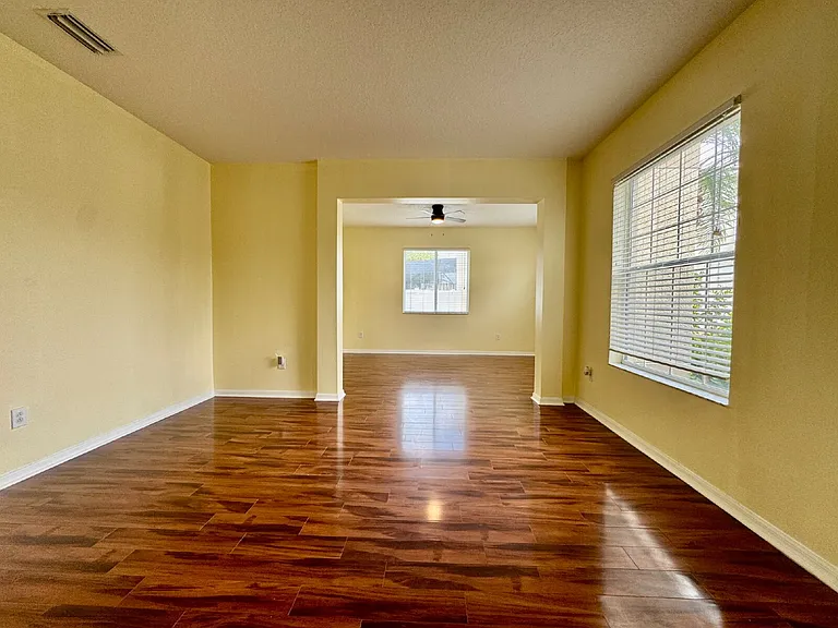 11106 Kempton Vista Dr — Photo 21