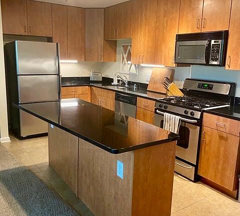 5th image of 1115 Primrose Ct APT 203