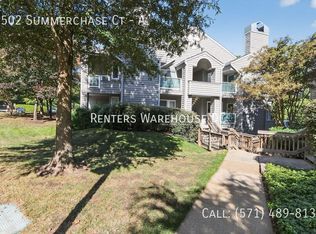 1502 Summerchase Ct APT A, Reston, VA 20194
