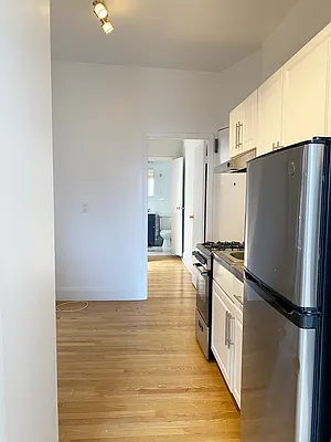 Rented by Waverly Realty Associates | media 23