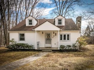 10 Squash Hollow Rd, New Milford, CT 06776