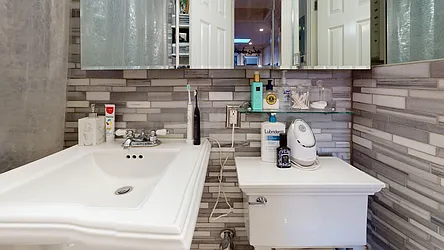 Rented by Bond New York