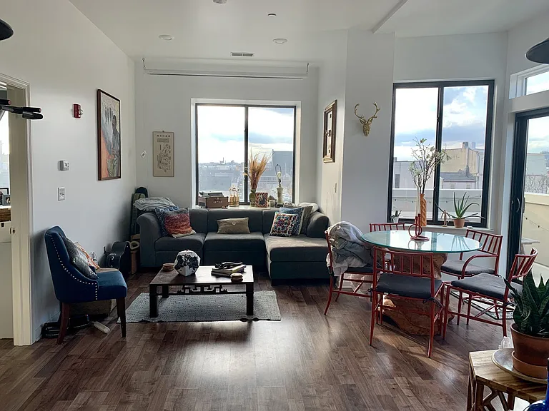 333 Earp Street — Photo 22